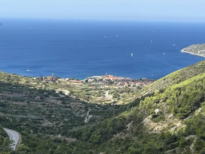 Vitorlázás a Balatonon és Adrián